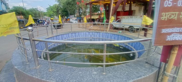 Fountain Square has lost its shine, and those responsible are not paying attention to its repairs. | फव्वारा चौक की चमक फीकी, मरम्मत पर जिम्मेदार नहीं दे रहे ध्यान – Ambikapur (Surguja) News 2 175888842168d681e53c948 5df54394a2354