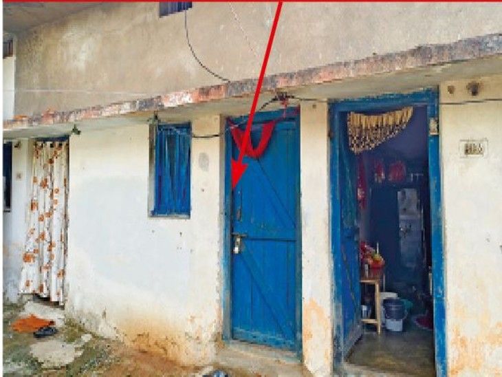 Naxalites were living in Raipur for three months as laborers, they got a clue when leaders called and were caught. | बड़ी कार्रवाई: मजदूर बन 3 माह से रायपुर में रह रहे थे नक्सली, लीडर्स ने कॉल किया तो मिला क्लू और पकड़े गए – Raipur News orig 13 1 1758933085