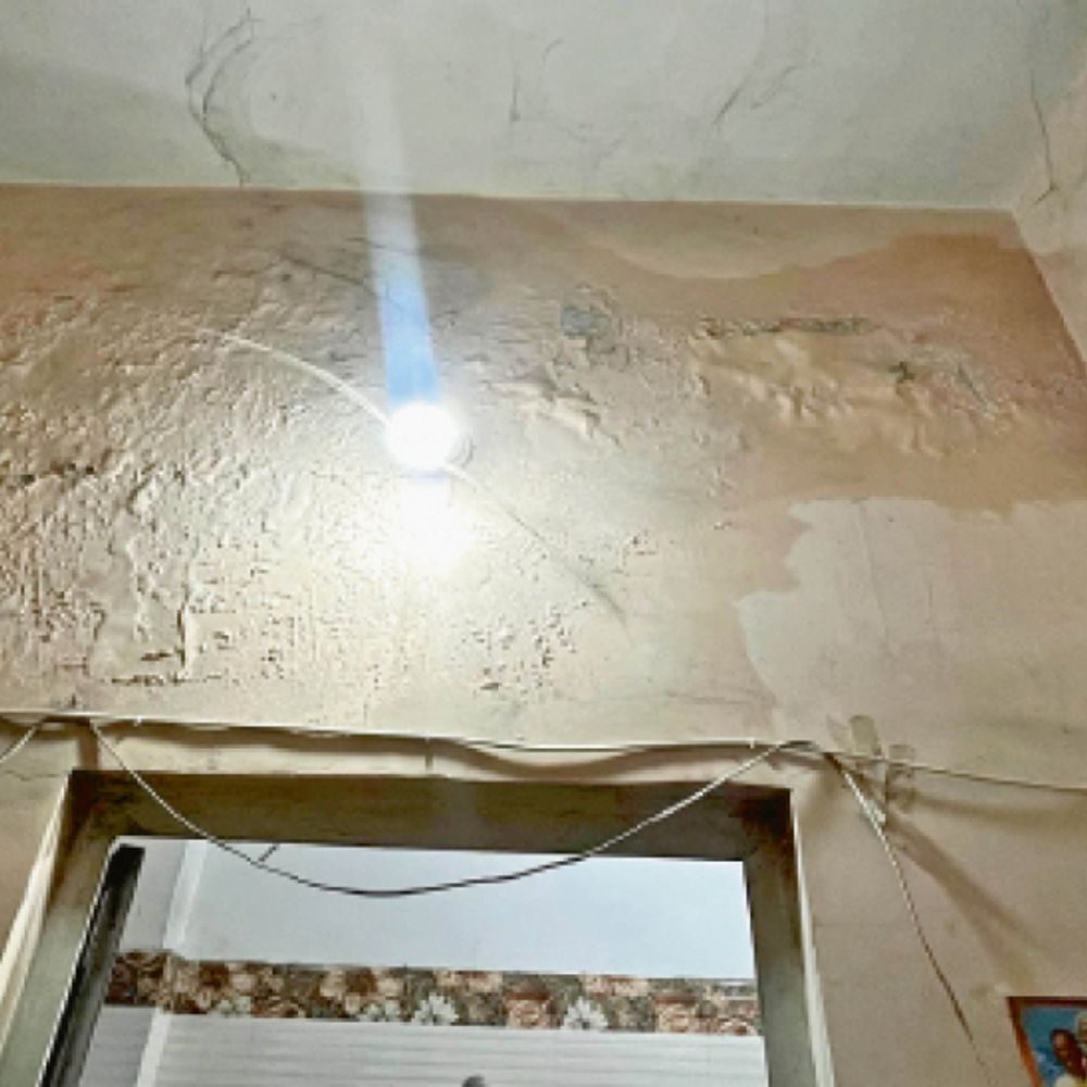 अंबेडकर अस्पताल महिला छात्रावास में मूलभूत सुविधाओं की कमी, छात्राओं ने जताई नाराजगी