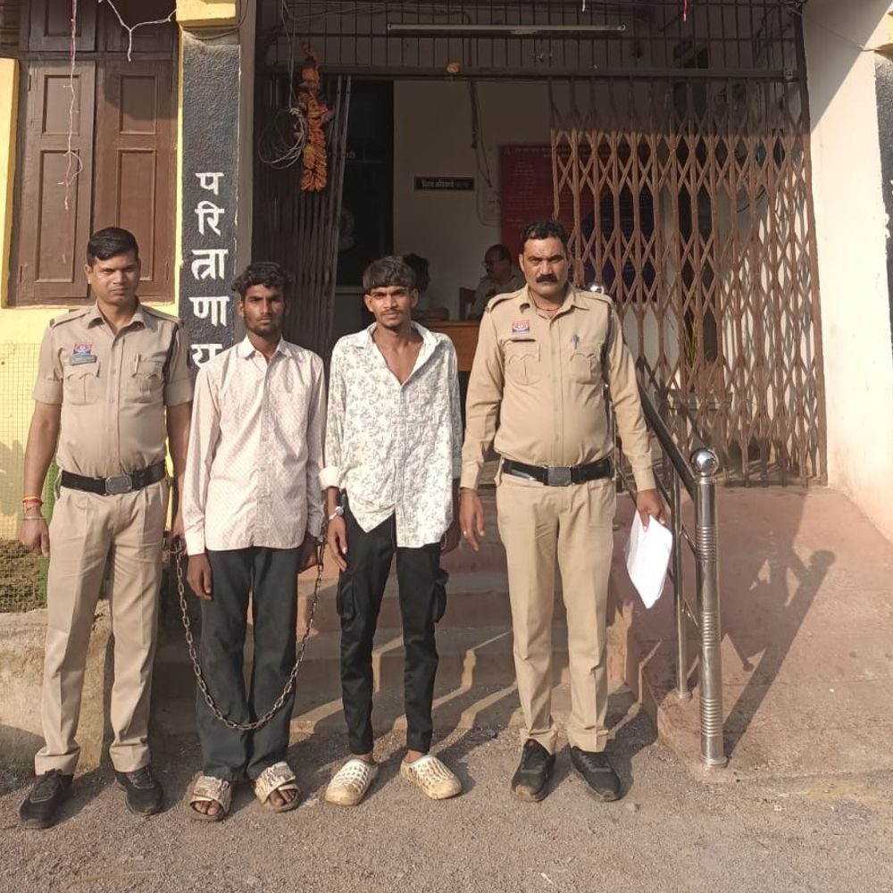 गर्लफ्रेंड को लेकर विवाद में चाकूबाजी, बीच-बचाव करने आए युवक के पेट में मारा चाकू