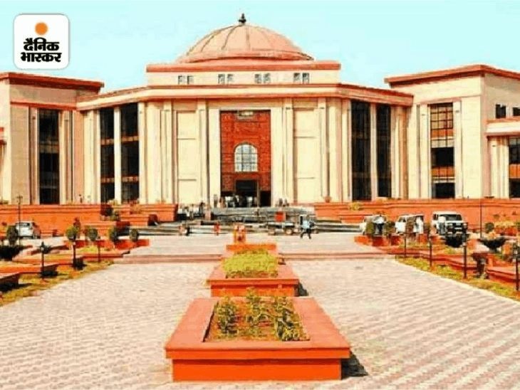 हाईकोर्ट ने CGPSC मेंस रिजल्ट और उत्तर पुस्तिकाओं की दोबारा जांच की मांग वाली याचिकाएं खारिज कीं