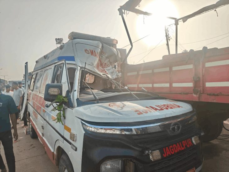 NH-30 पर एंबुलेंस हादसा: नर्स शबनम खान की मौत, मृतक के तीन परिजन घायल